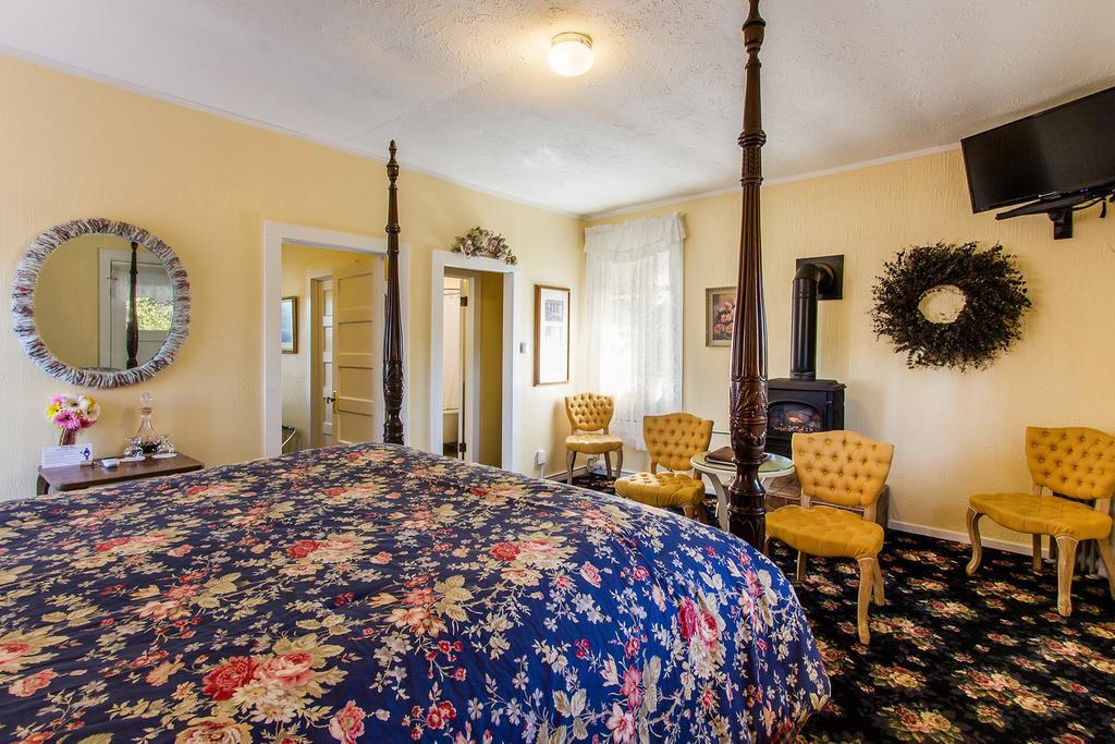 Shady Oaks Country Inn St. Helena Exteriör bild
