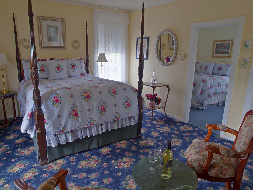 Shady Oaks Country Inn St. Helena Rum bild
