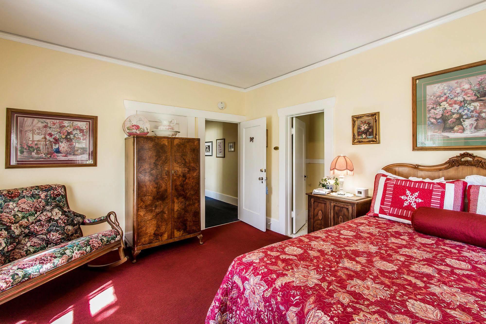 Shady Oaks Country Inn St. Helena Exteriör bild